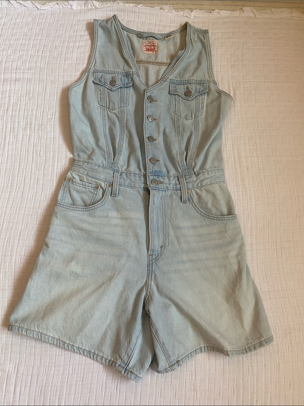 LEVI’S Light Wash Denim Sleeveless Romper Shorts